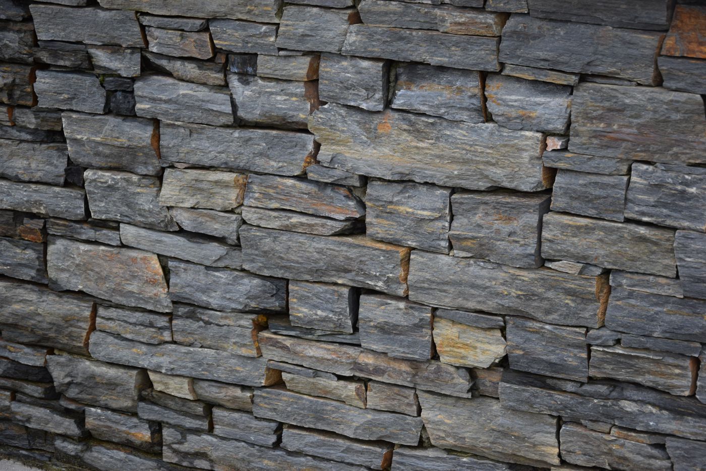 Chapado de pizarra 20×10 cm — Pilarstone