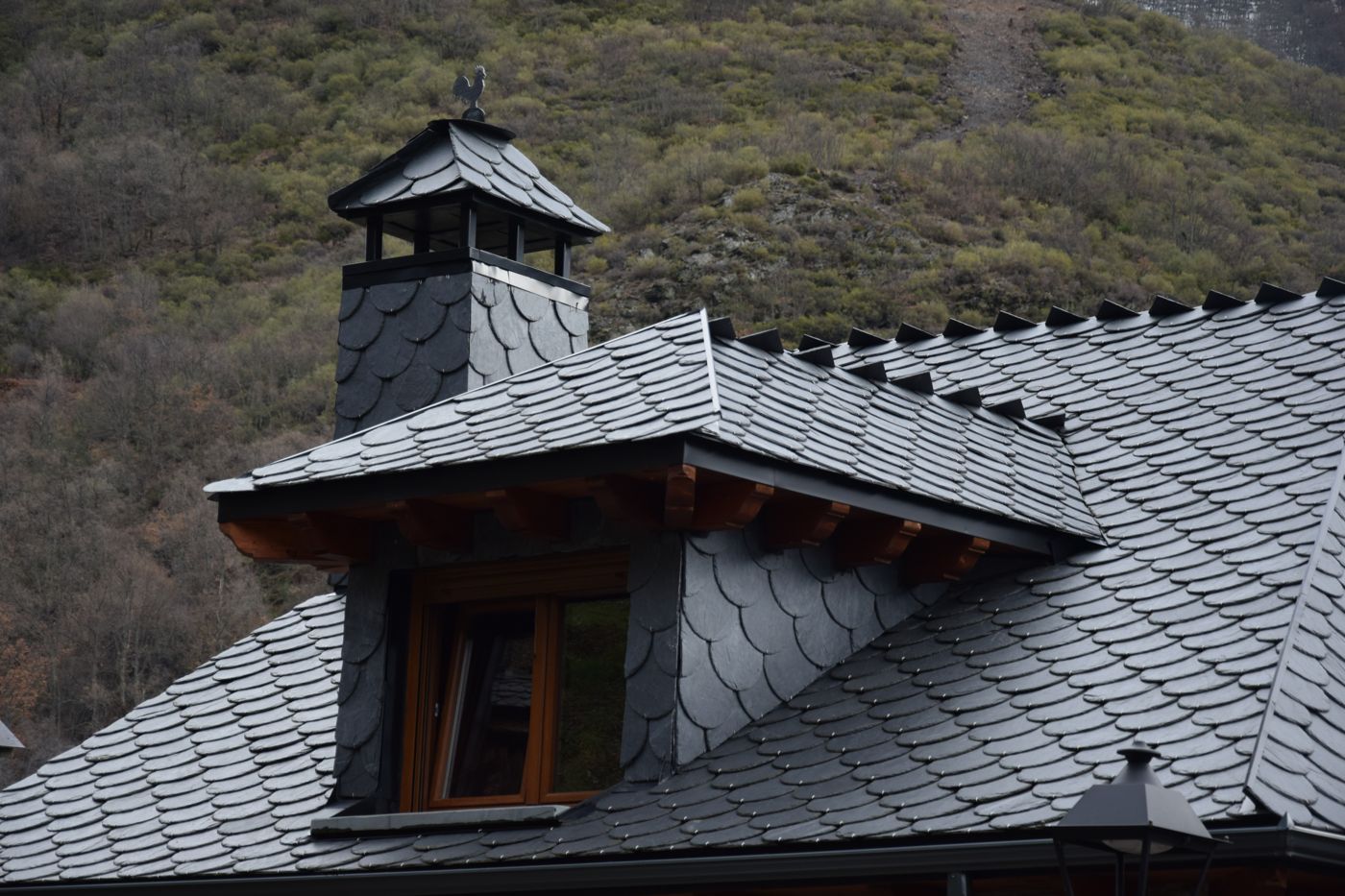 Pizarra 40×30 rombo — Pilarstone