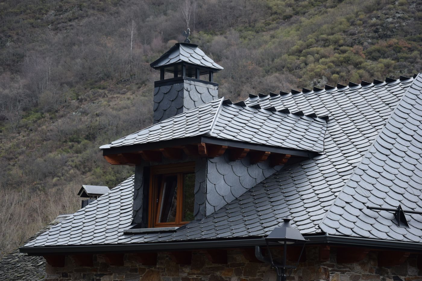 Pizarra 40×30 rombo — Pilarstone